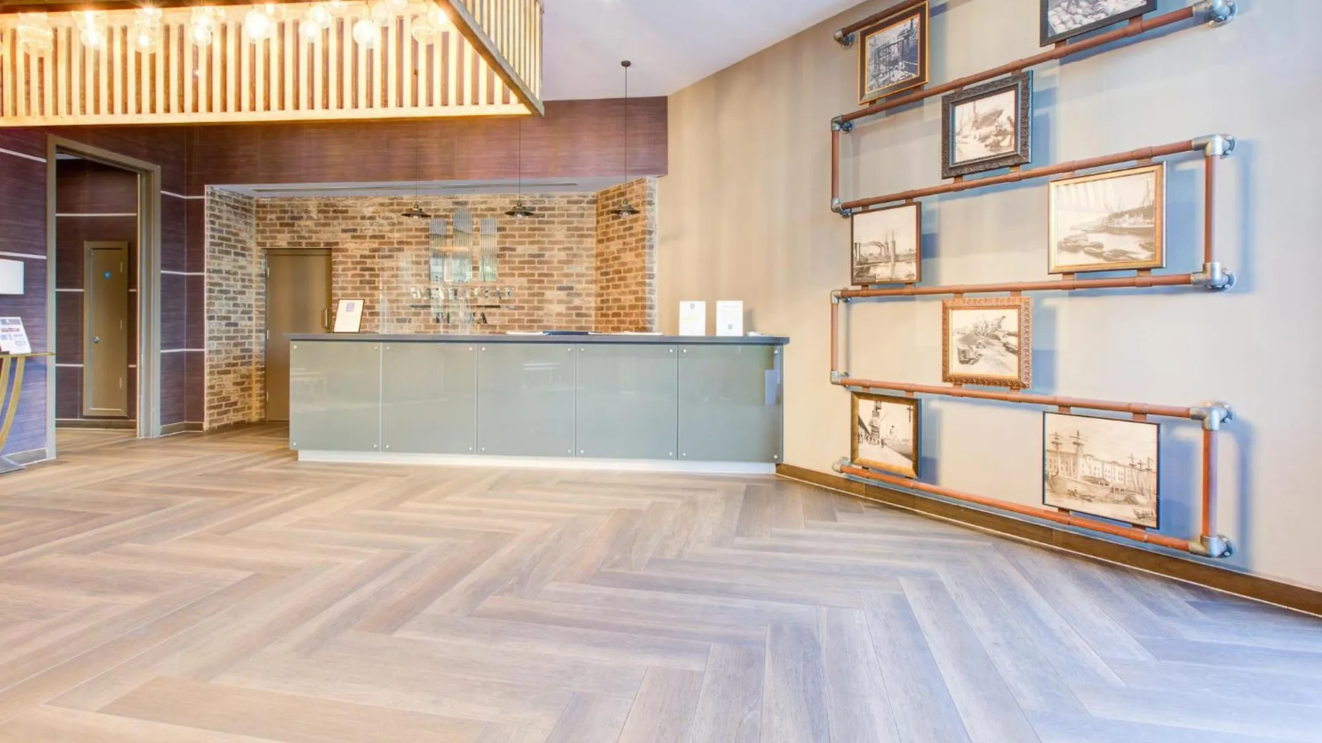 Canary Wharf 2 Bedroom Luxury Apartment London United Kingdom