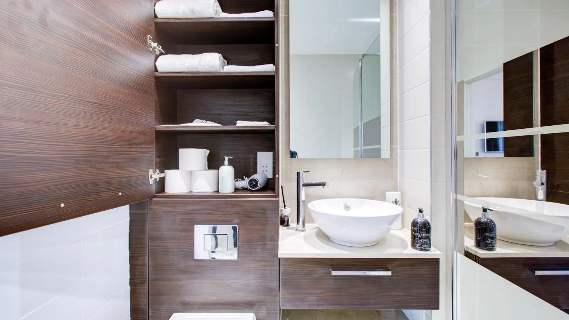 Canary Wharf 2 Bedroom Luxury Apartment Londres